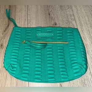 Elizabeth Arden Green Quilted makeup cosmetic bag